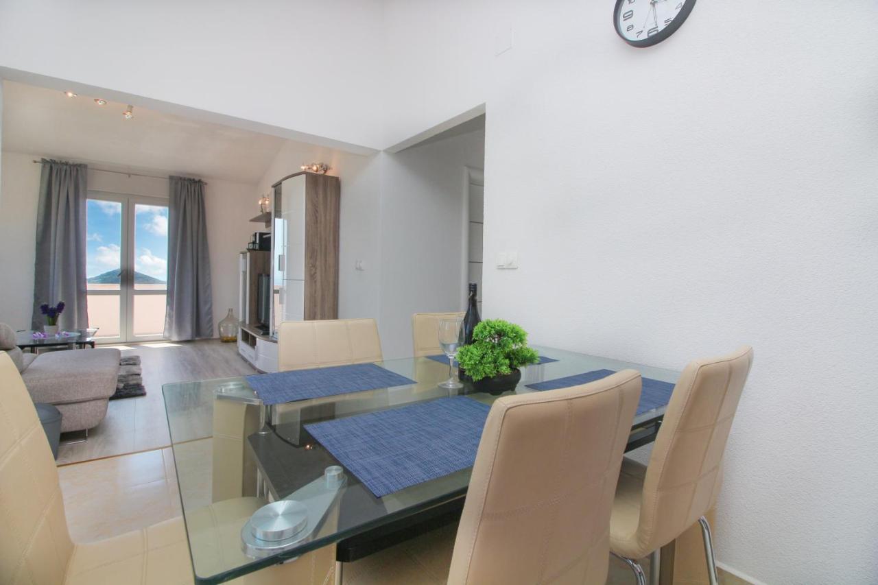 Conte Cikara Apartment Saricevi Exterior foto